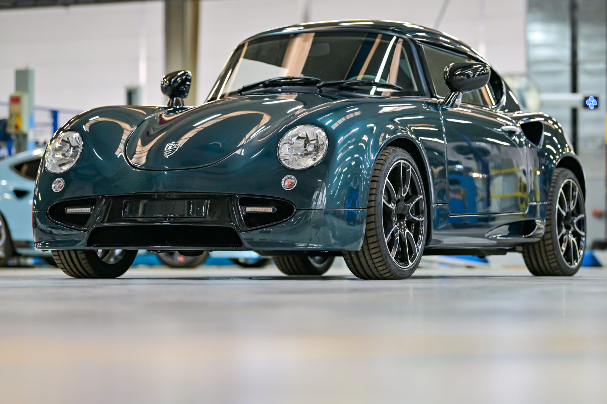 fiche voiture - PGO - Constructeur automobile français